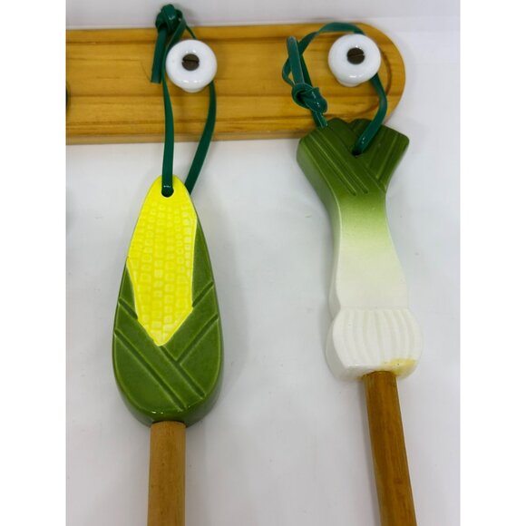 VTG Wooden Kitchen Utensil Set with Vegetable Handles – 4-Piece, 17" Kitchenware - Picture 5 of 7